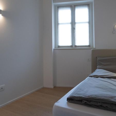 Api Tenna Apartments Glicine 1 Eksteriør billede