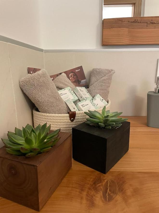 Api Tenna Apartments Glicine 1 Eksteriør billede